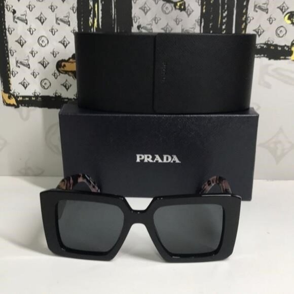 New Authentic Prada SPR23Y Symbole Square Sunglasses – Black & Pink - Picture 9 of 14